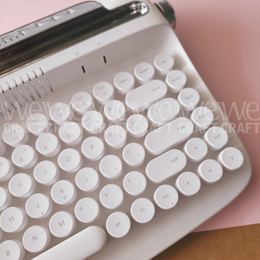 Teclado Ibi Craft Vintage Inalámbrico Blanco