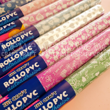 PVC Autoadhesivo 45 cm x 1 Metro Color Rosa Con Corazones