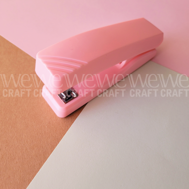 Abrochadora de escritorio Ibi Craft Rosa