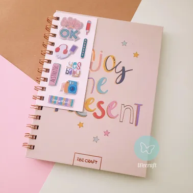 Cuaderno Spirit "ENJOY THE PRESENT" + Stickers 3d