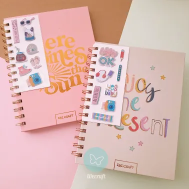 Cuaderno Spirit "ENJOY THE PRESENT" + Stickers 3d