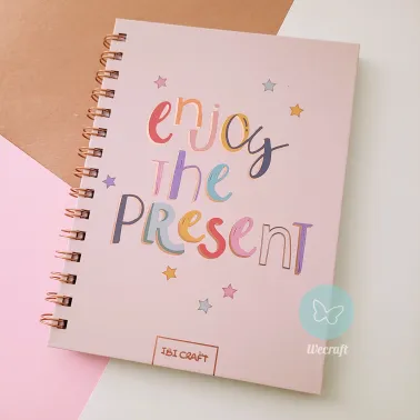 Cuaderno Spirit "ENJOY THE PRESENT" + Stickers 3d